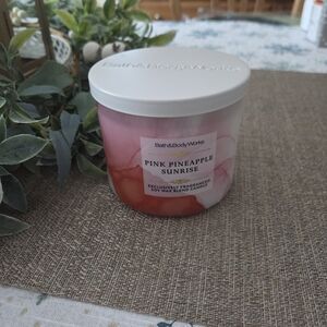 Bath & Body Works Pink Pineapple Sunrise Candle - White and Pink